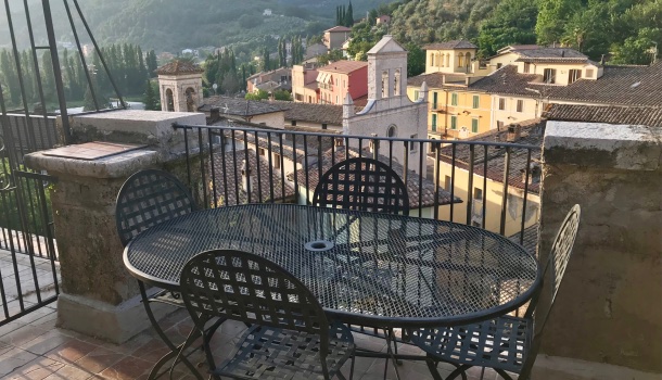 loggia sul nera, terrazza