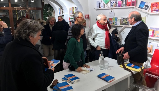 Serata alla libreria Tatata di Firenze